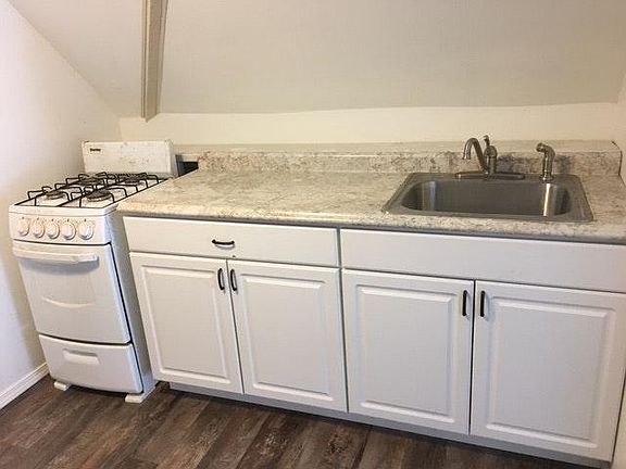 4th image of 669 York Ave APT 3