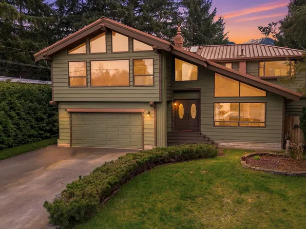 2130 Parkway Rd, Squamish, BC V8B 0G2