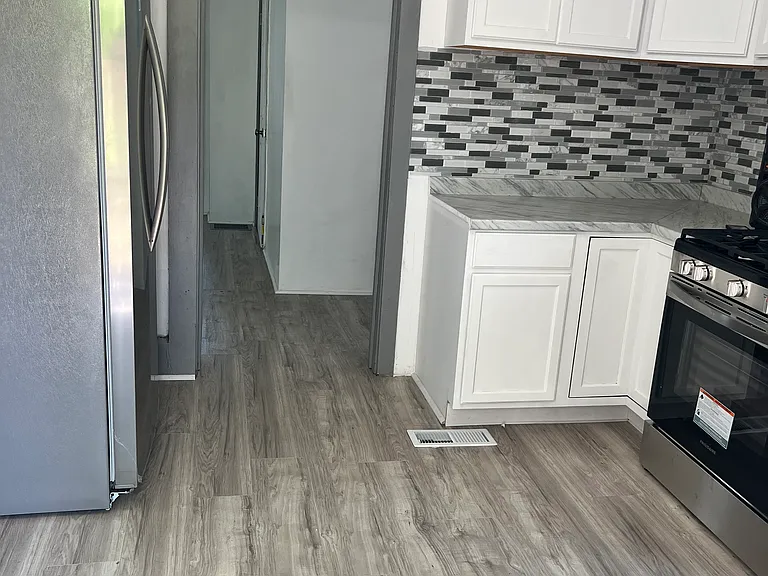 29 Neil St — Photo 3