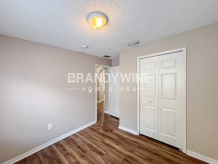 11750 Lynmoor Dr — Photo 11