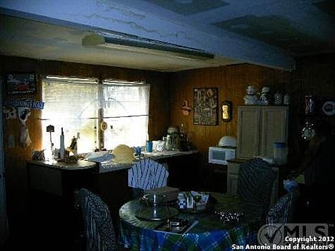 2nd image of 501 Redberry Rd