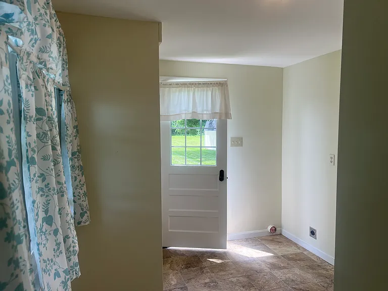 Laundry Room 14x9