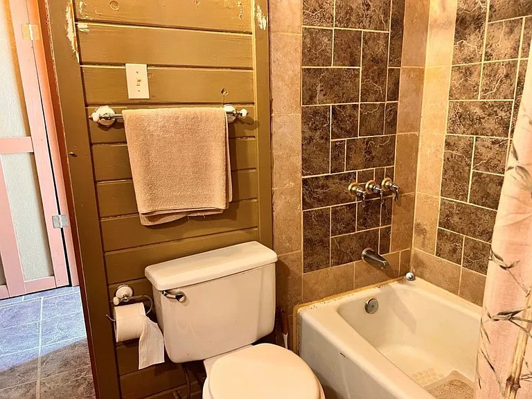 492 Oak Trail Dr — Photo 5