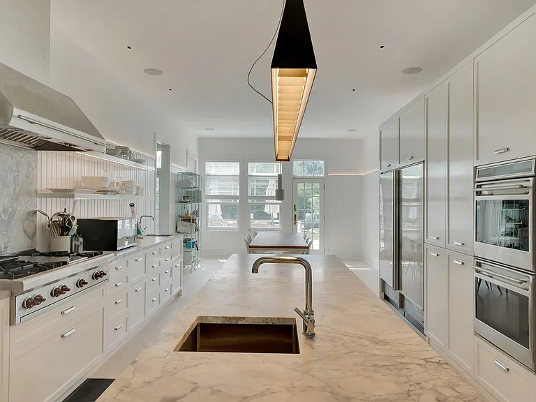 25 Swans Neck Ln — Photo 9