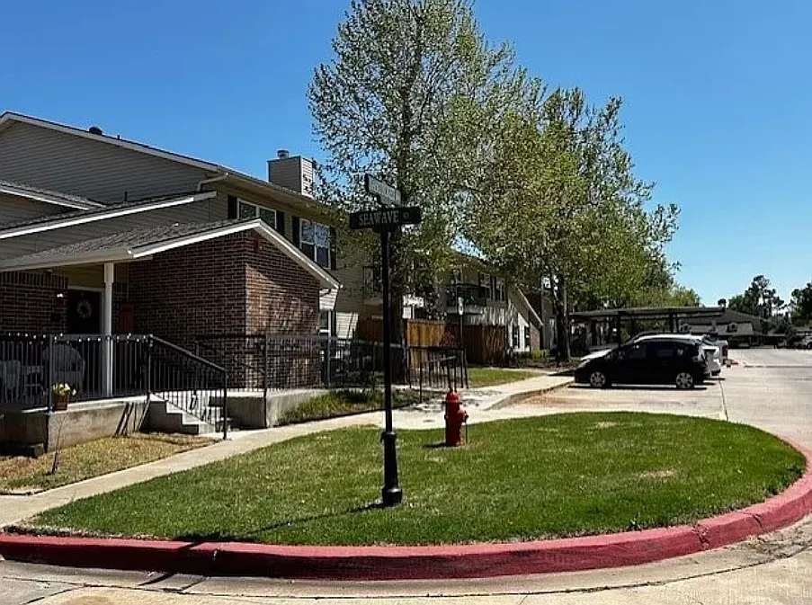 2 bed, 1050 sqft, $1,495 — Photo 4
