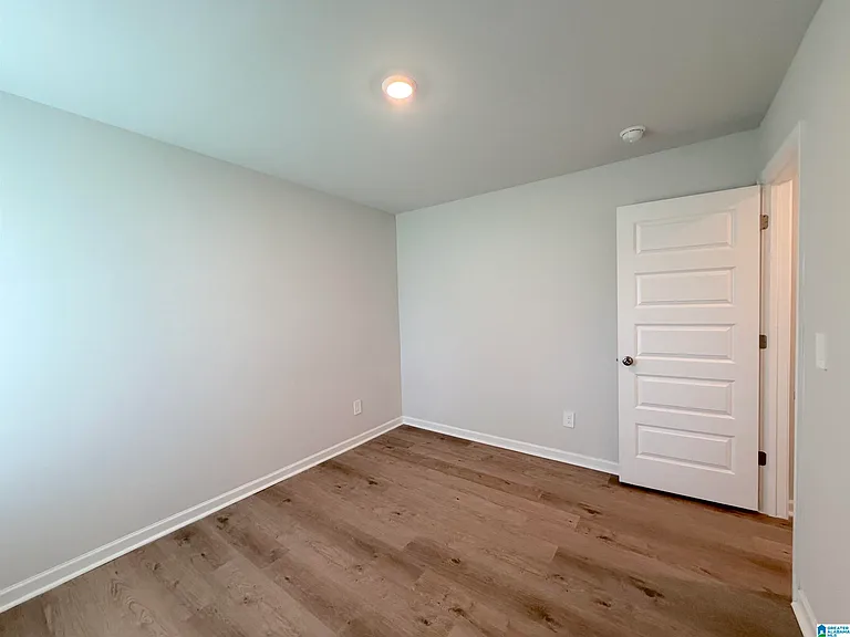 132 Challenger Way — Photo 35
