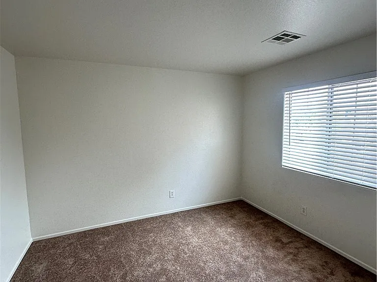2844 Woodland Park Ave — Photo 21