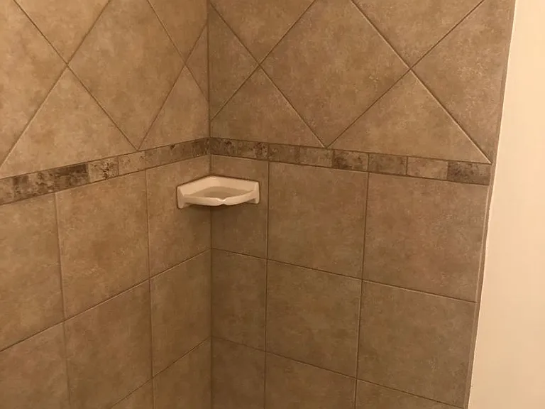 530 Godfrey Ln — Photo 2