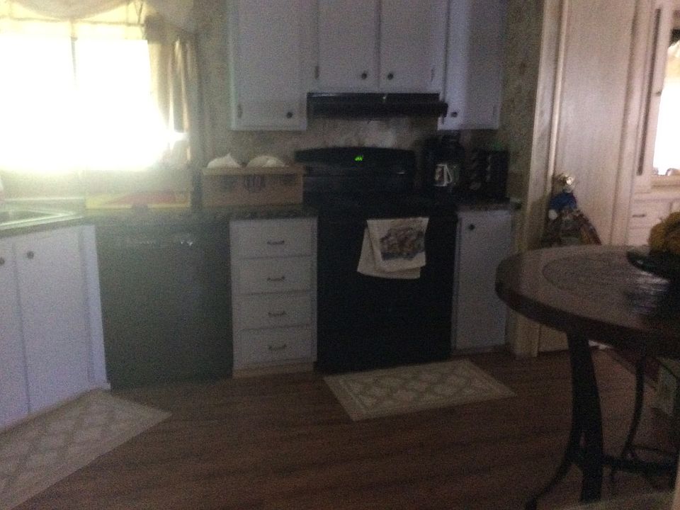 Upgraded Kitchen 