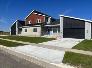 5706 Eternity Dr, Madison, WI 53718