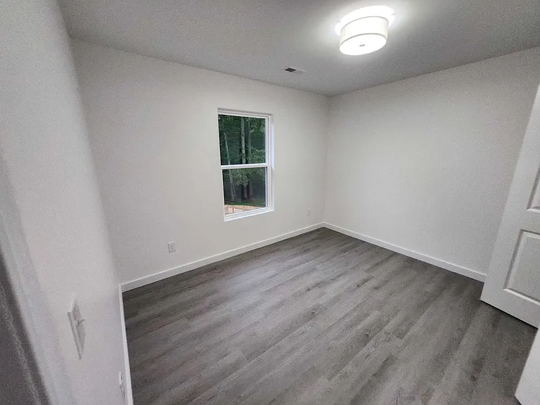 420 Abernathy Rd — Photo 10