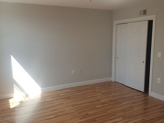 5th image of 1712 Saint Paul St APT 3