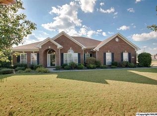 114 Mount Laurel Cir, New Market, AL 35761