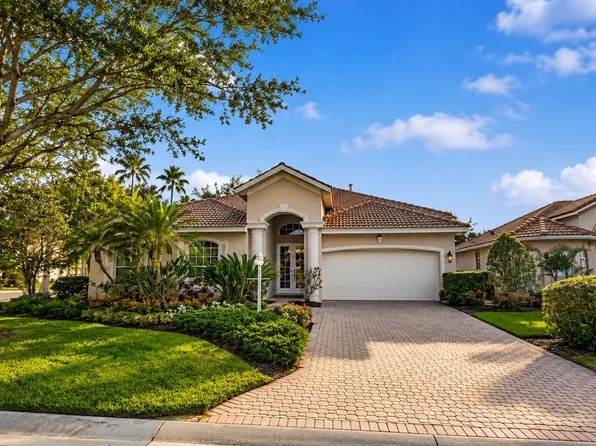 6836 Bay Hill Dr, Lakewood Ranch, FL 34202