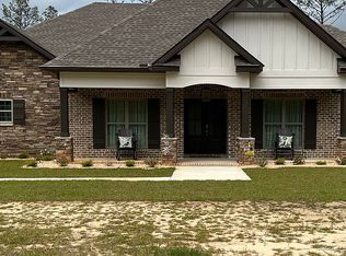 15214 Celeste Rd, Chunchula, AL 36521