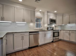 25 Juniper Rd, Andover, MA 01810