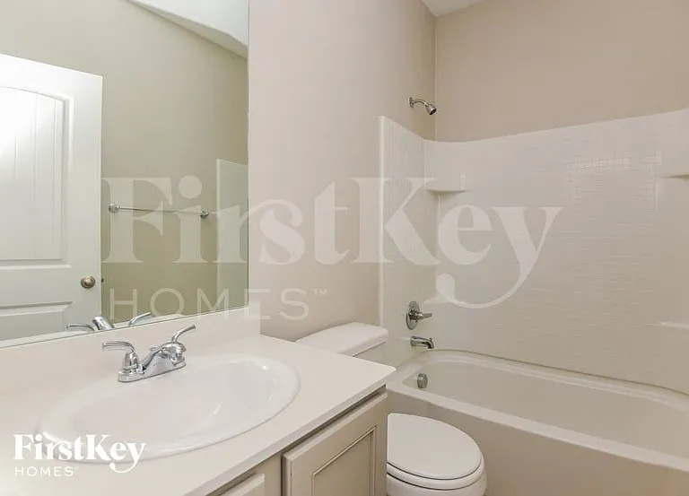 6252 Outrigger Rd — Photo 14