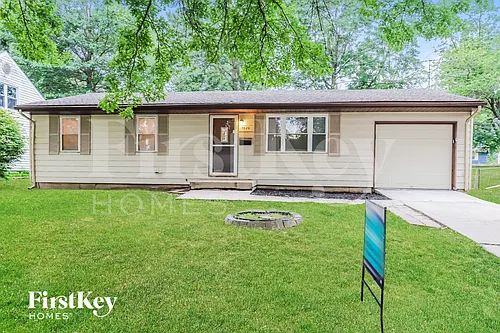 5620 N Potter Ave Photo 1