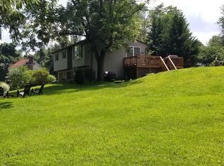 572 Gap Rd, Lewisberry, PA 17339