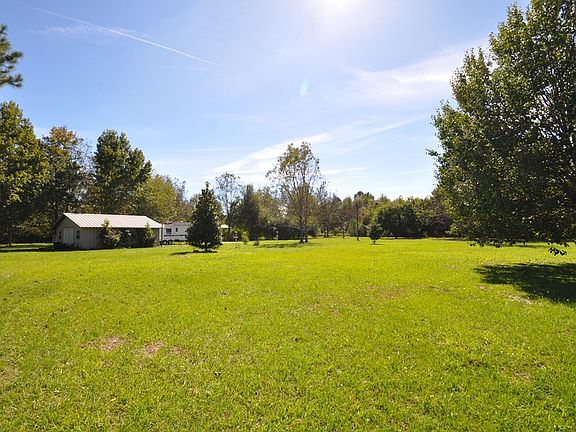 3rd image of 202 Ruston Rd