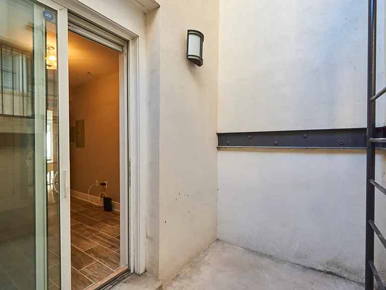 1801 Swann St NW #101 — Photo 22