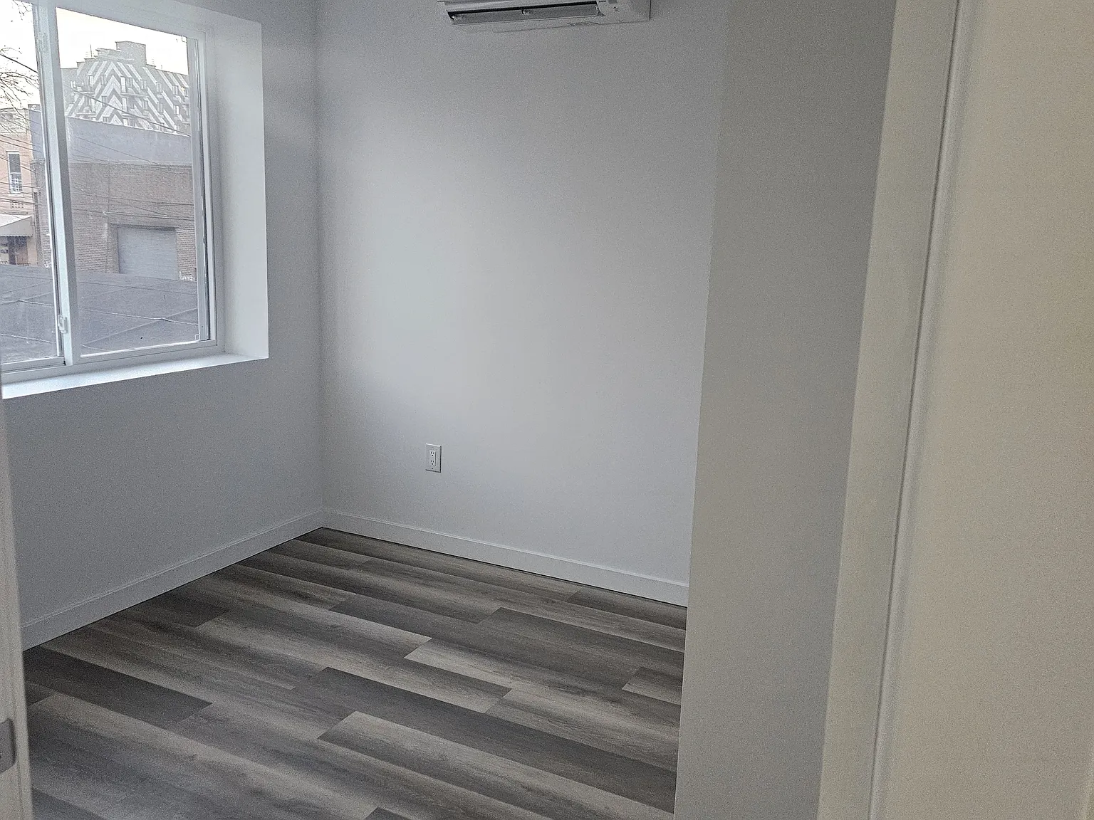 842 Liberty Avenue — Photo 2