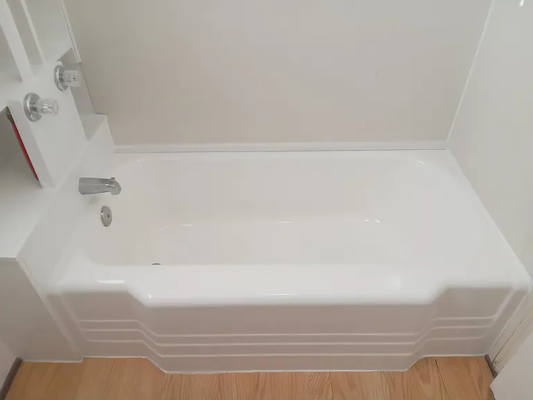 207 E Grand Ave #A — Photo 15