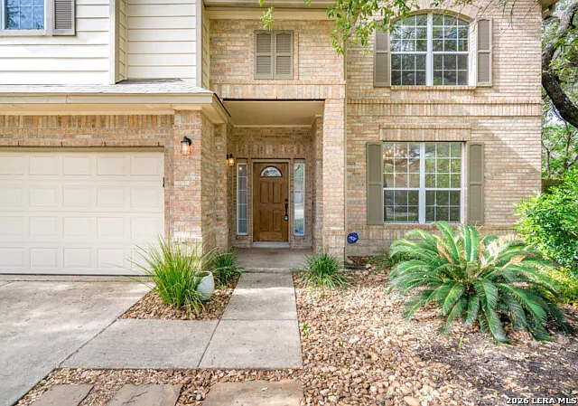 3 bed, 2.5 bath, 2307 sqft, $2,100 — Photo 3