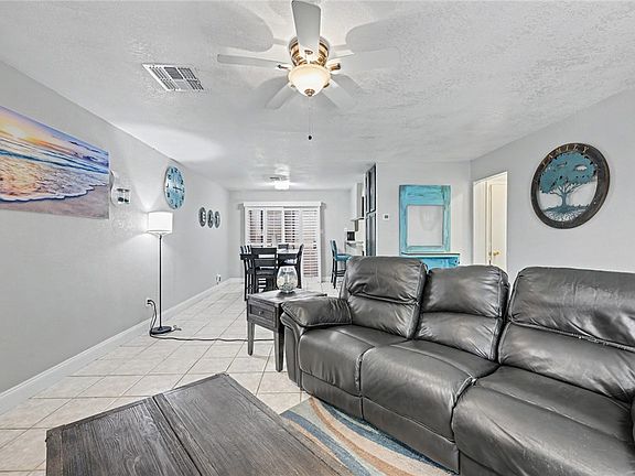 5th image of 7130 Everhart Rd APT 4