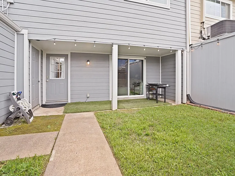 207 Granberry St — Photo 16
