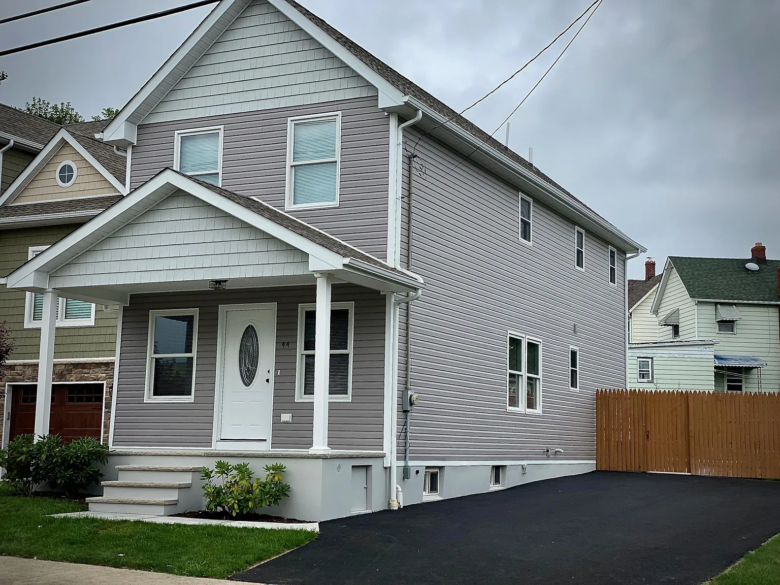44 William St photo 1