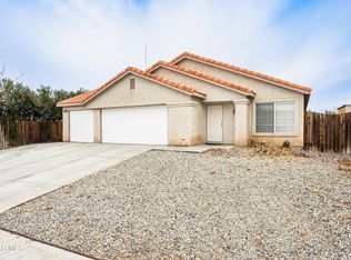 37506 Penara St, Palmdale, CA 93552