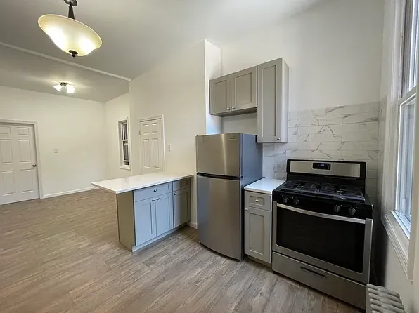 31-70 43rd Street image 1 of 7