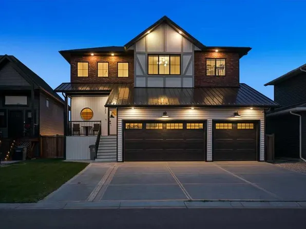 8205 W 121st St, Grande Prairie, AB T8W 0M7
