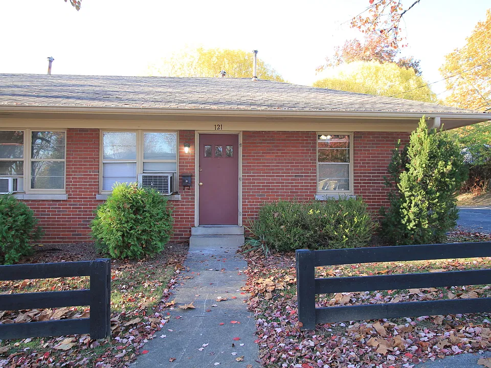 121 Saint Ann Dr