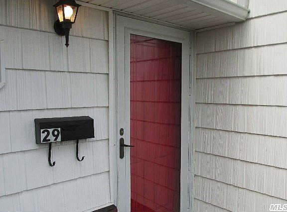 2nd image of 29 Lancaster Pl