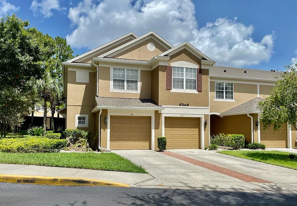 3 bed, 2.5 bath, 1665 sqft, $2,350 — Photo 1