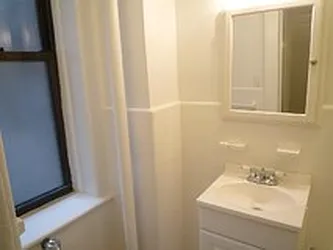 Rented by Raz Realty