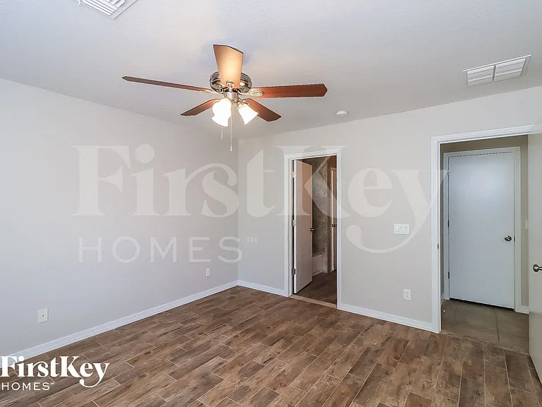 2854 E Phelps Rd — Photo 9