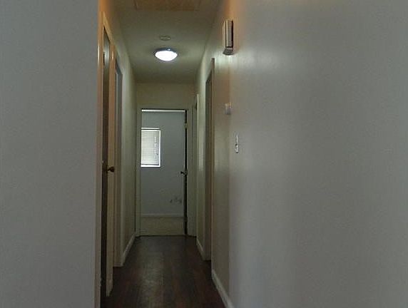 4th image of 8062 Washington Park Dr