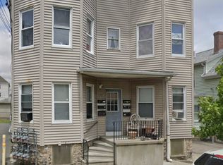 157 Collette St #3W, New Bedford, MA 02746