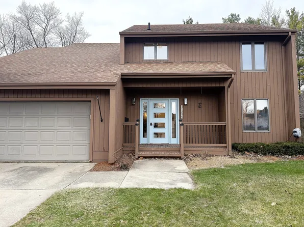 1225 Eustace Dr, Dixon, IL 61021