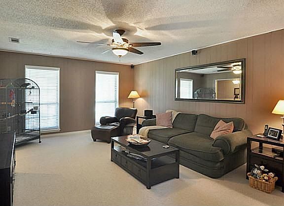 5th image of 2724 Parkhaven Dr