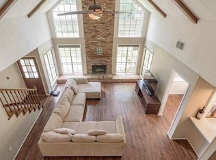 384 Cumberland Trl, Conroe, TX 77302