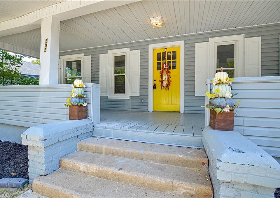 1st image of 302 Louise Ave