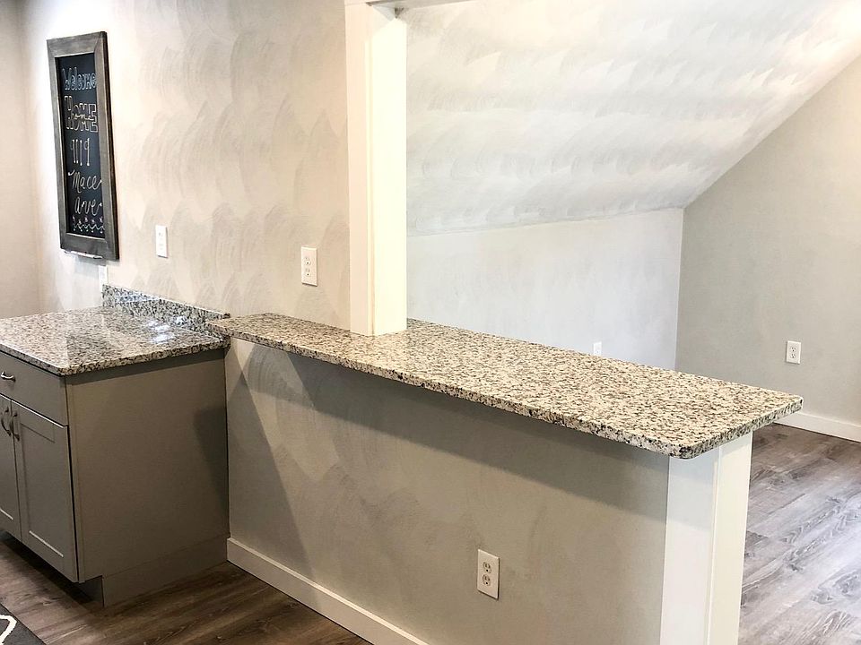 Kitchen and Dining Bar