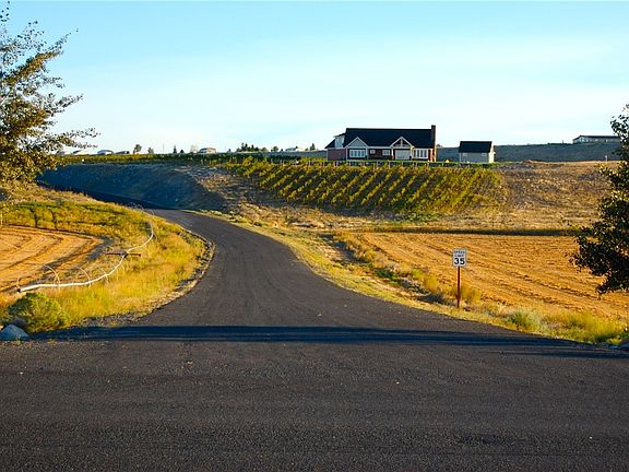 2nd image of 5122 Road 7.3 NE