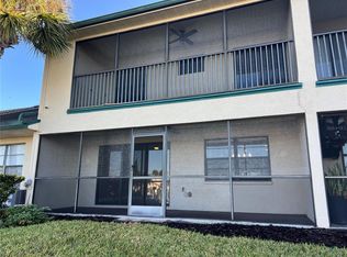 614 Yardarm Dr #7, Apollo Beach, FL 33572