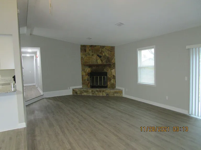 5921 Howard Rd — Photo 9