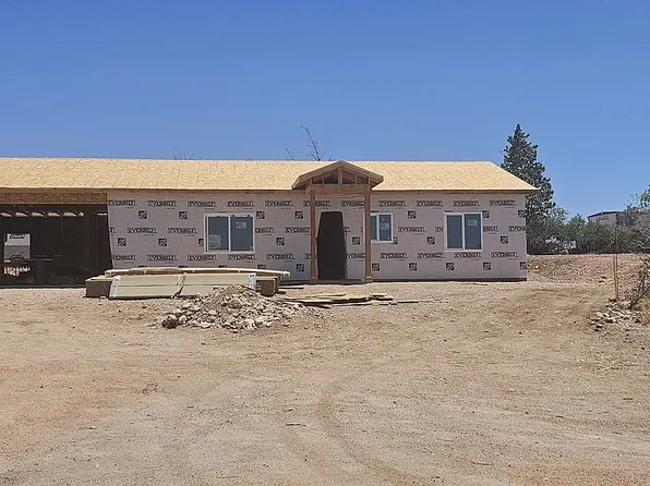 1316 N Cortez Pl, Tombstone, AZ 85638